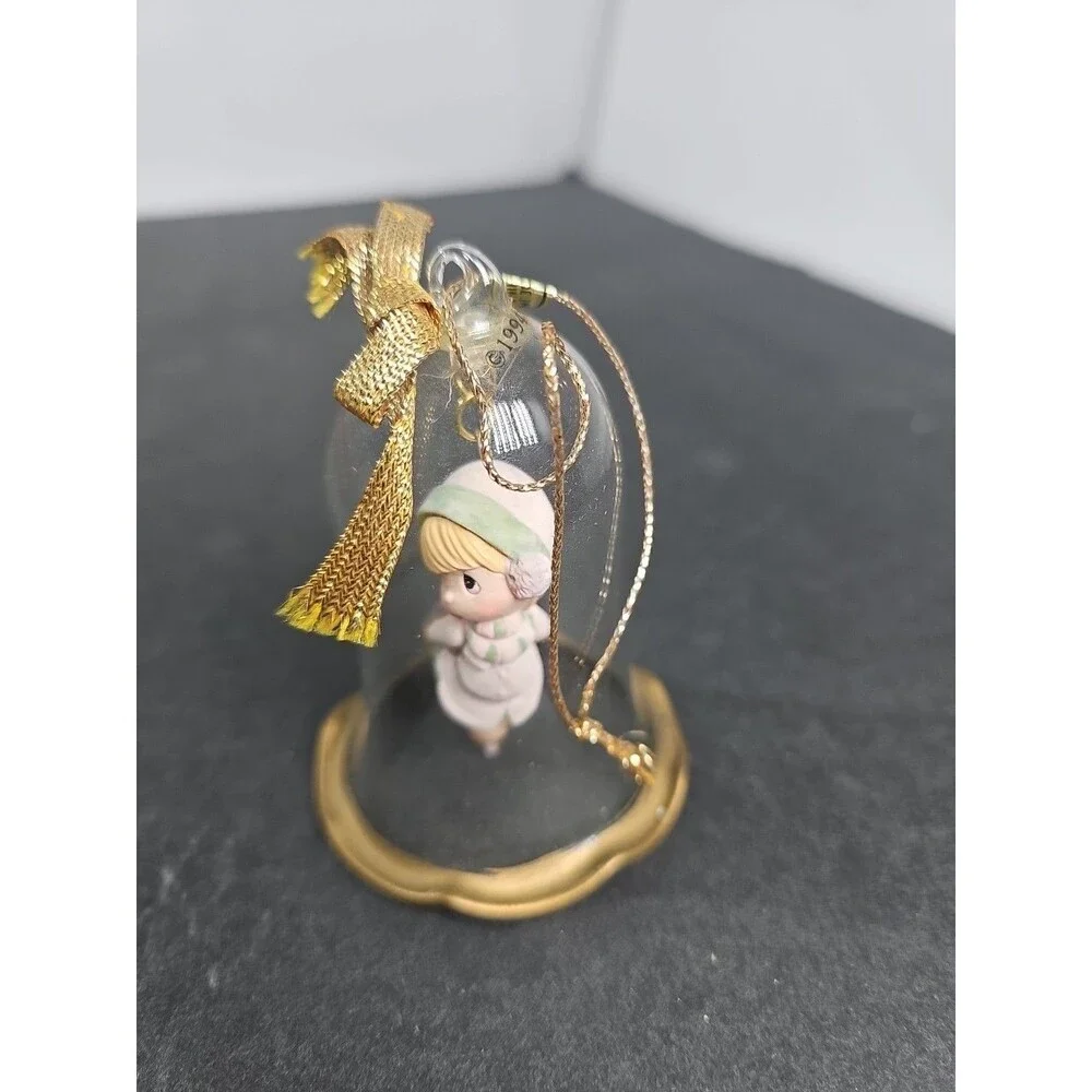 VINTAGE ENESCO PRECIOUS MOMENTS CHRISTMAS GLASS BELL CHRISTMAS ORNAMENT